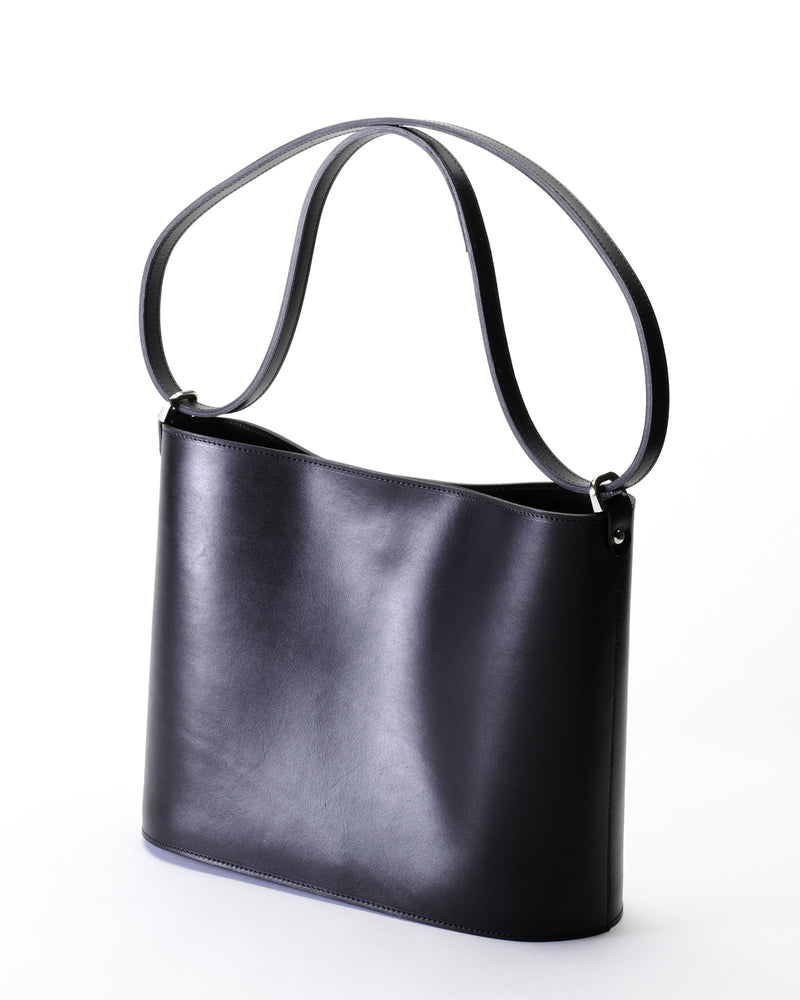 The Darlingmax Medium Tote - Black