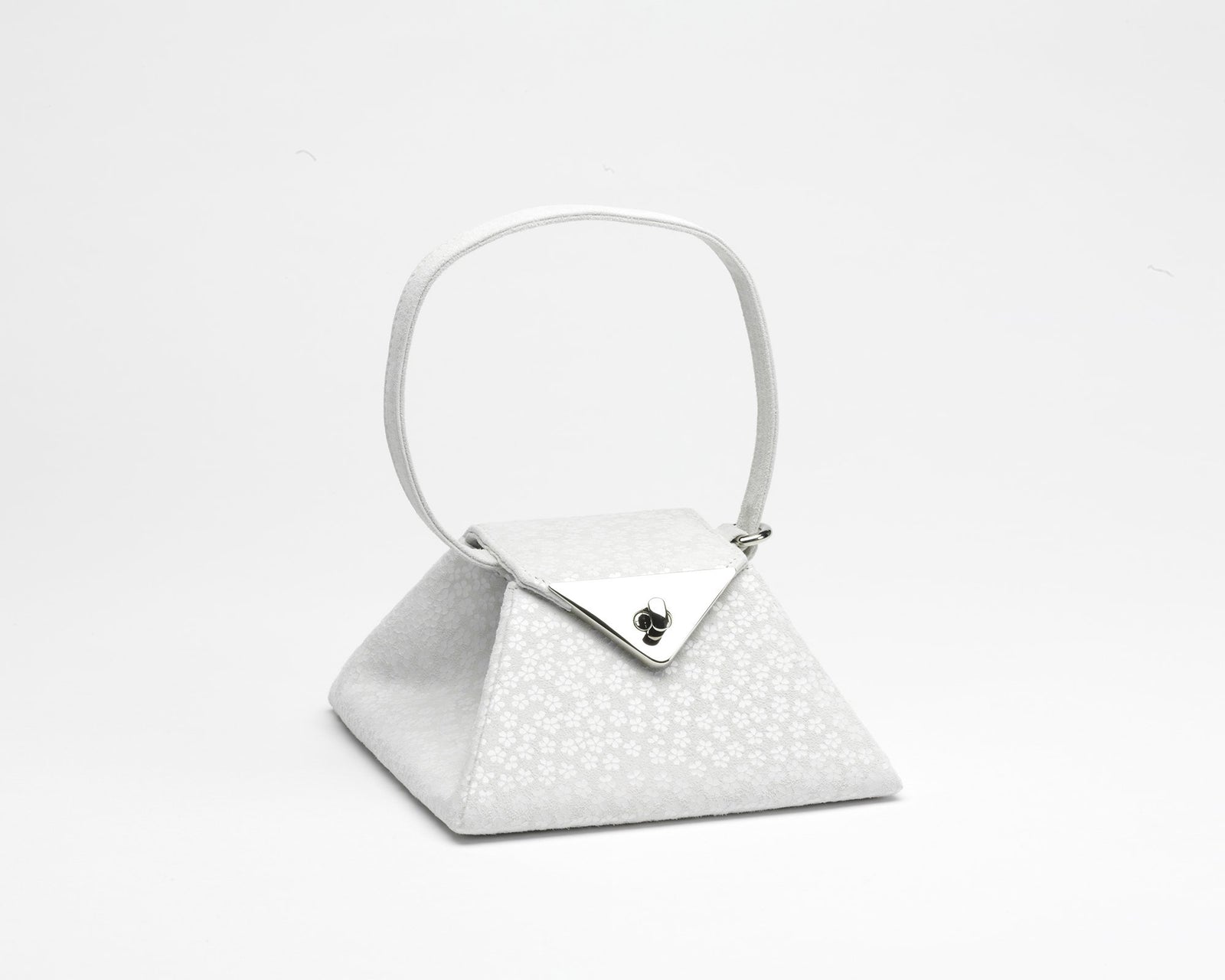 I Am.. White with White